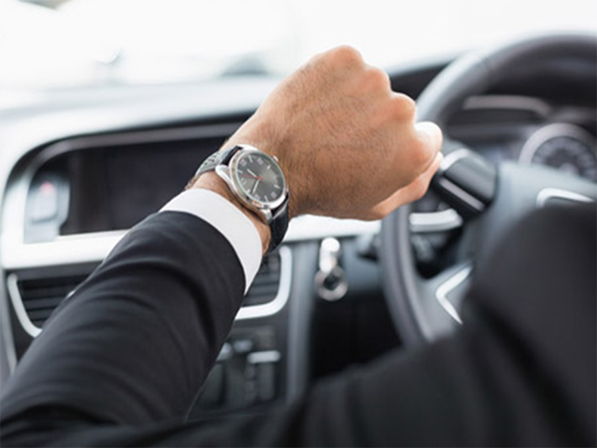 Book your airport shuttle now for private chauffeur transfers in Edmonton